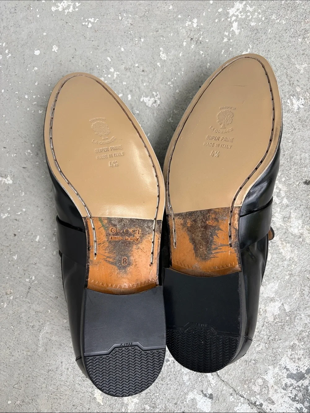 Gucci Double GG leather slippers